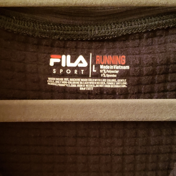 🚫SOLD🚫 Fila sport running half zip top - Picture 2 of 7